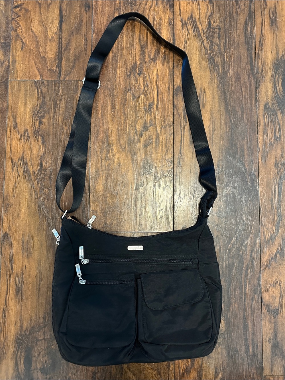 Baggallini Legacy Everywhere Bagg With RFID Wristlet